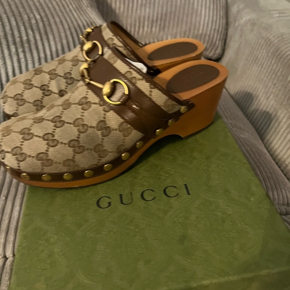 Gucci Clogs canvas and leather trim.Good condition with tags , box dust bag. - Picture 6 of 9